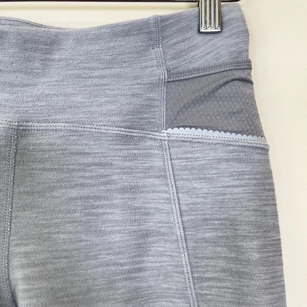 LULULEMON | RIDE ON CROP REFLECTIVE GREY SLUB  DENIM - Picture 6 of 14